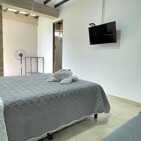 M1145 Aparta Loft Pereira Exteriör bild