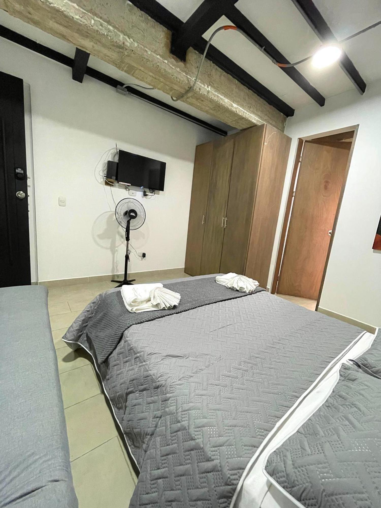 M1145 Aparta Loft Pereira Exteriör bild
